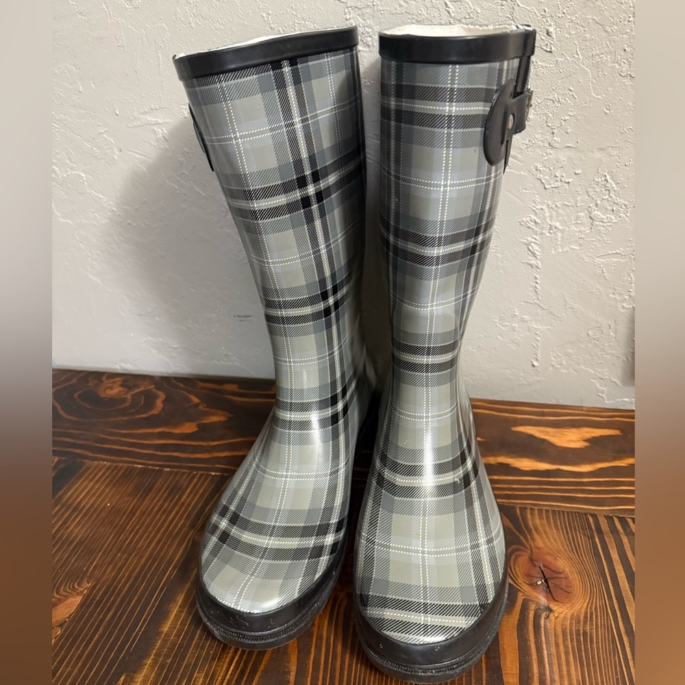 Western Charcoal Plaid Boots